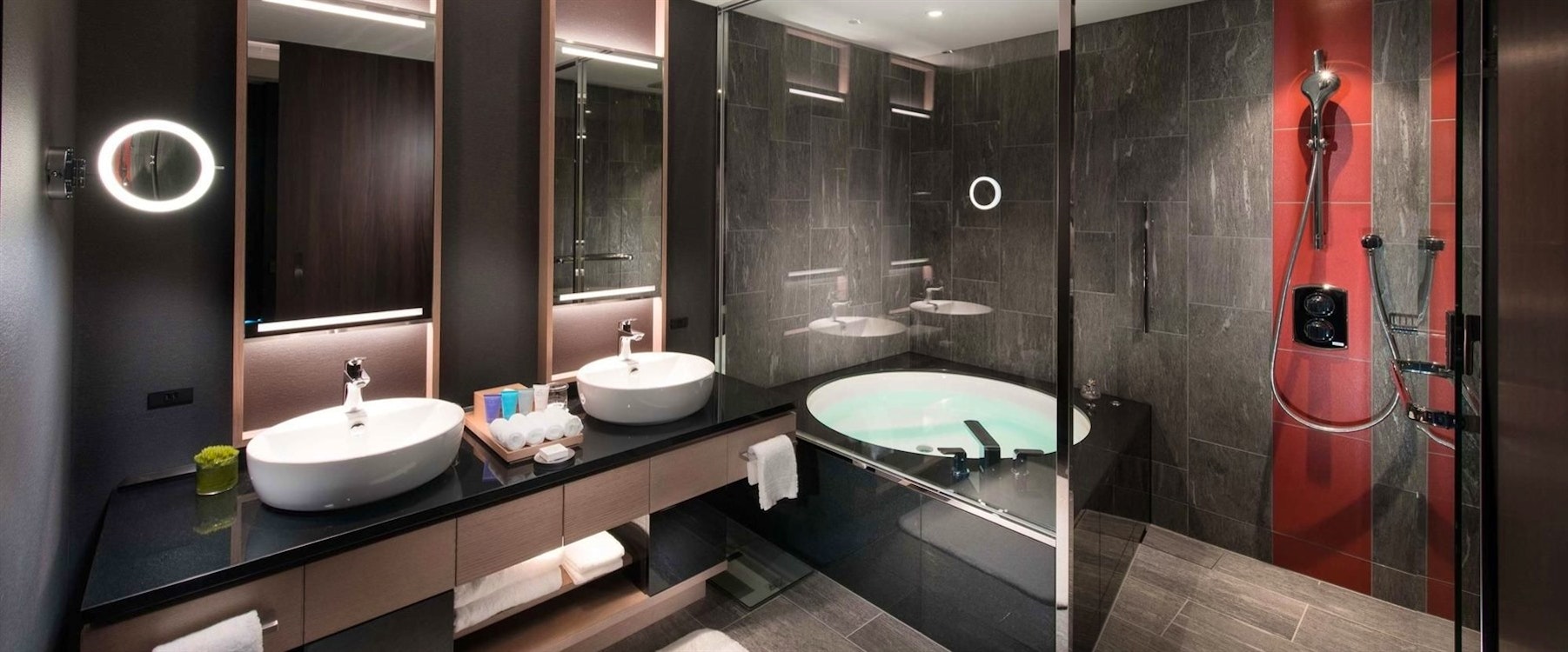 king  twin deluxe room