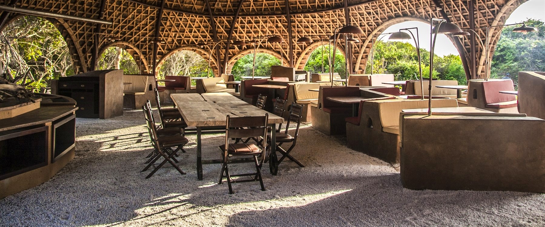 dining at Wild Coast Tented Lodge, Yala National Park