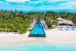 Pool View, Fairmont Maldives Sirru Fen Fushi