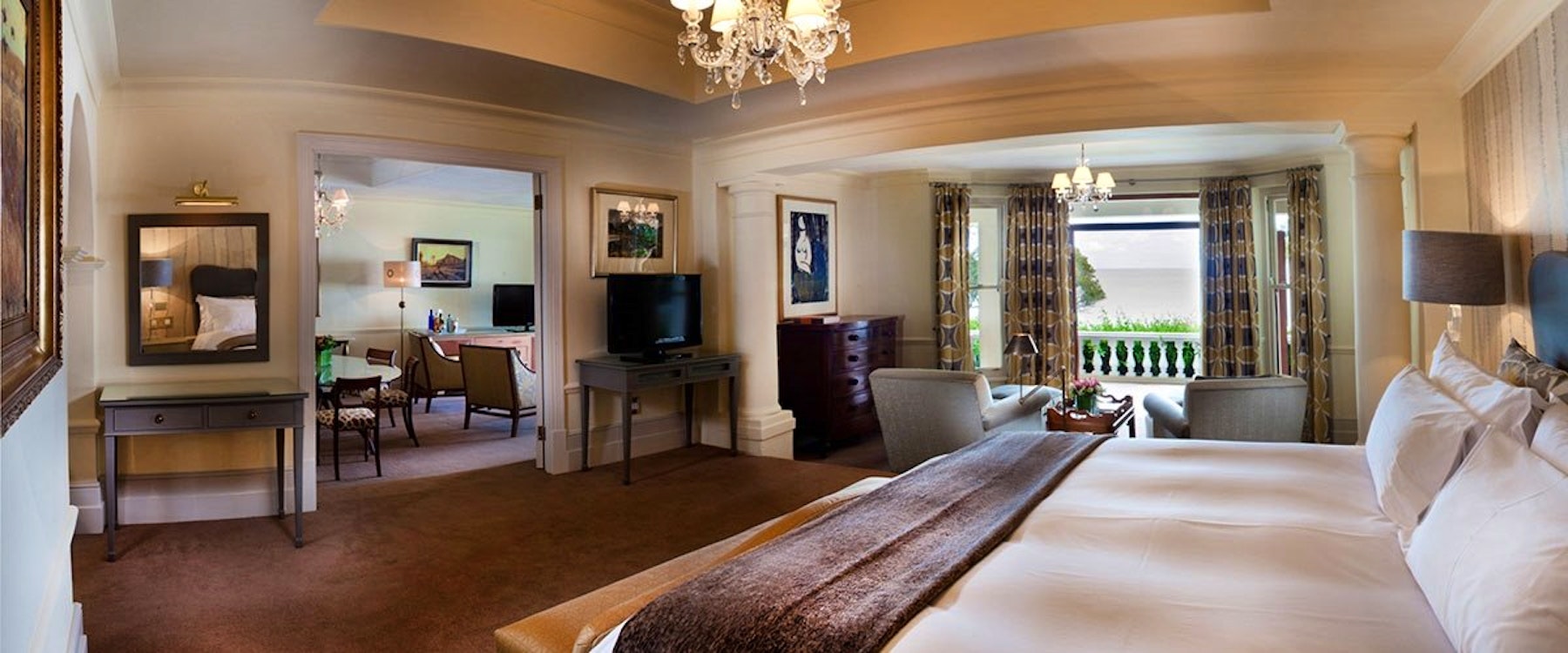 Suite bedroom at Ellerman House & Villa