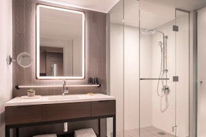 Four Seasons San Francisco at Embarcadero image 3