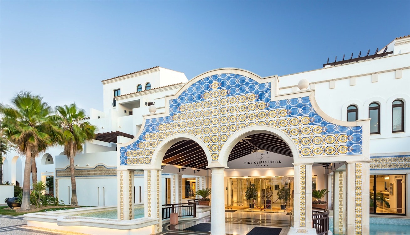 Entrance, Pine Cliffs, A Luxury Collection Resort, Algarve