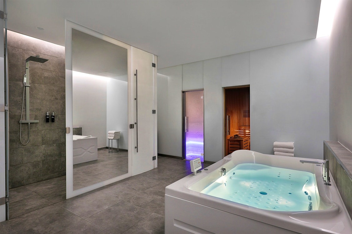 W Abu Dhabi – Yas Island