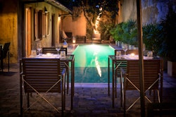 Intimate dining at Fort Printers