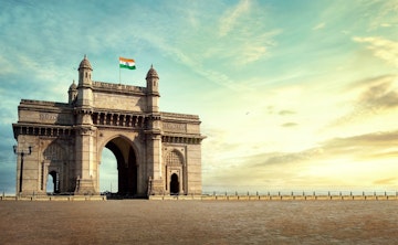 | Fly from Udaipur to Mumbai