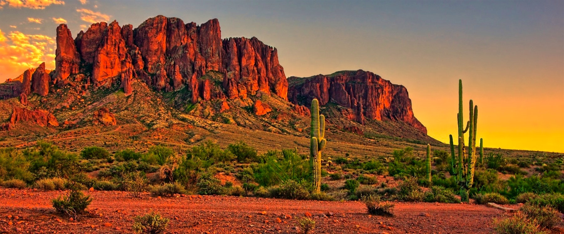 desert and mountains near phoenix