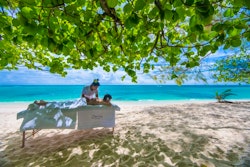 enjoy a beach leisure massage at denis private island seychelles