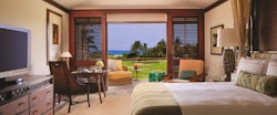 golf view room at four seasons resort hualalai