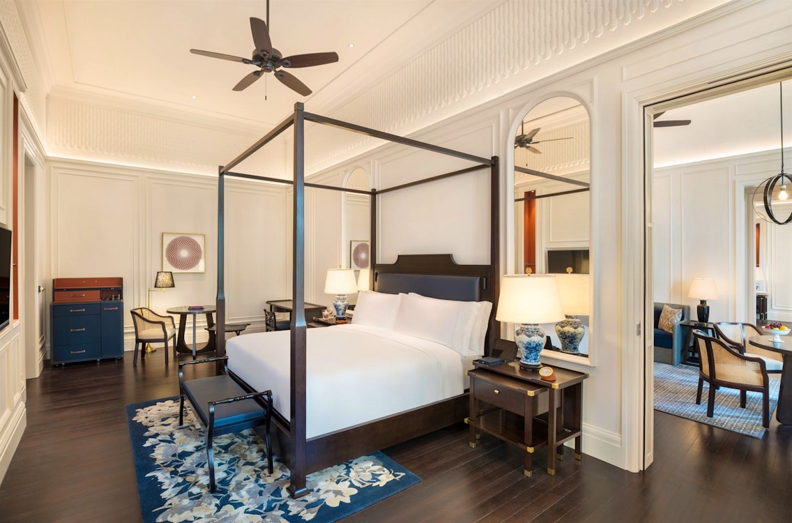 Grand Hotel Suite Bedroom, Raffles Singapore