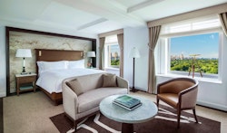 Grand Park View Room