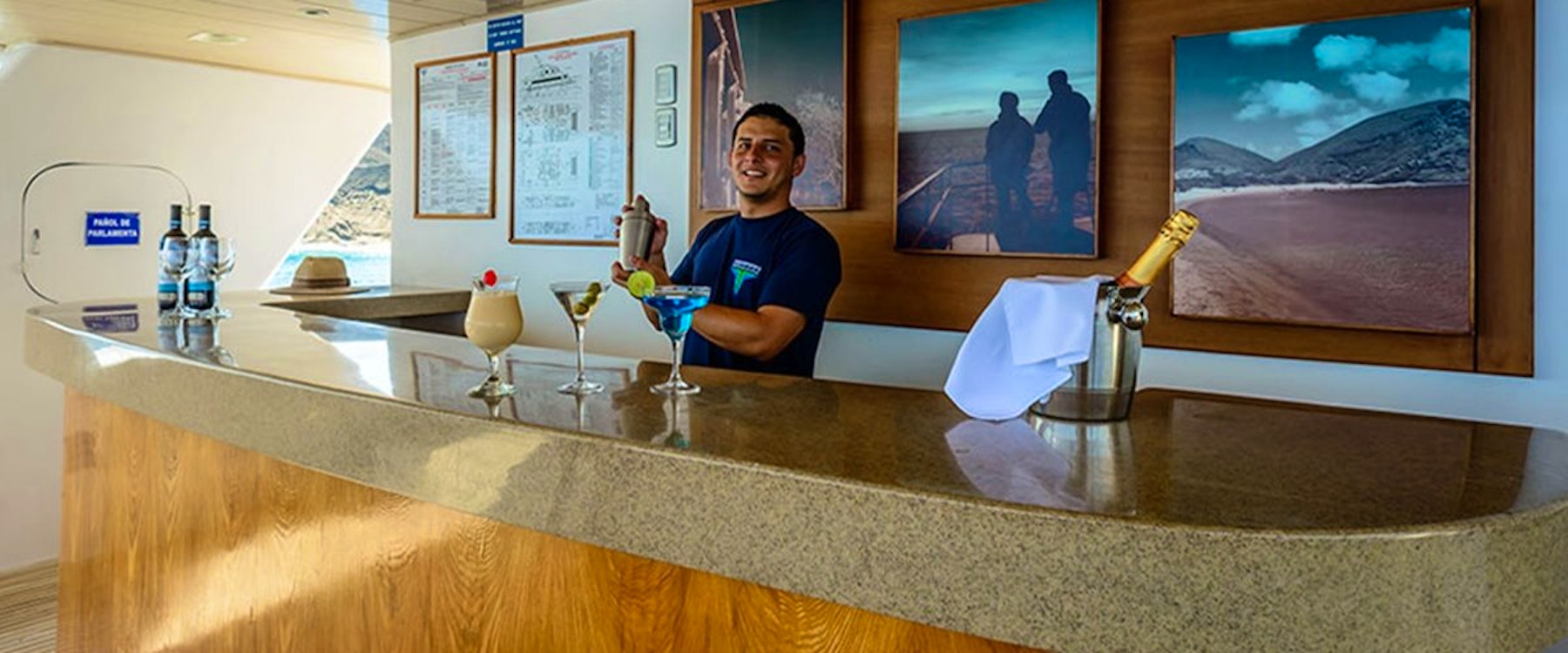 Outside bar on M/S Seaman Journey