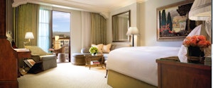 Premier Balcony Guestroom