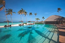 Enjoy a getaway to this beautiful resort in the Maldives<place>Constance Halaveli</place><fomo>104</fomo>