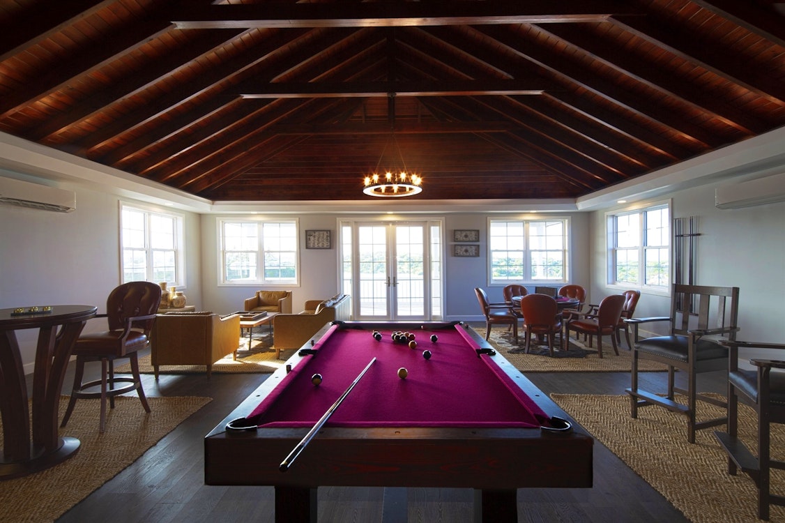 Chairman's Lounge, Hammock Cove