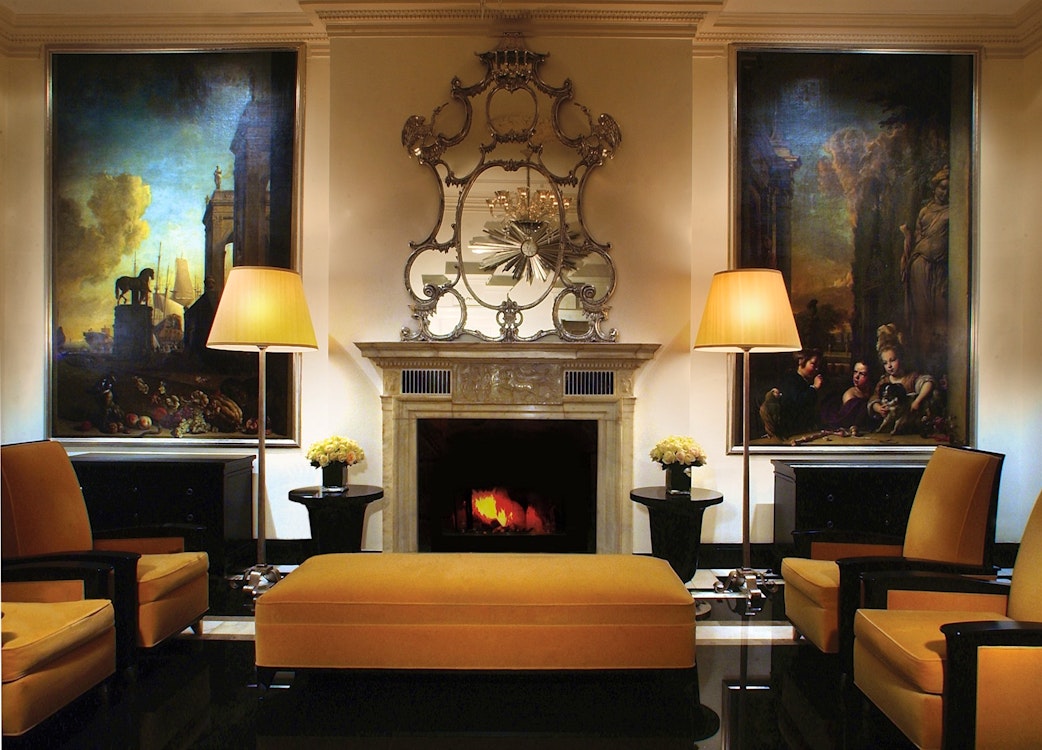 ounge at carlyle a rosewood hotel new york