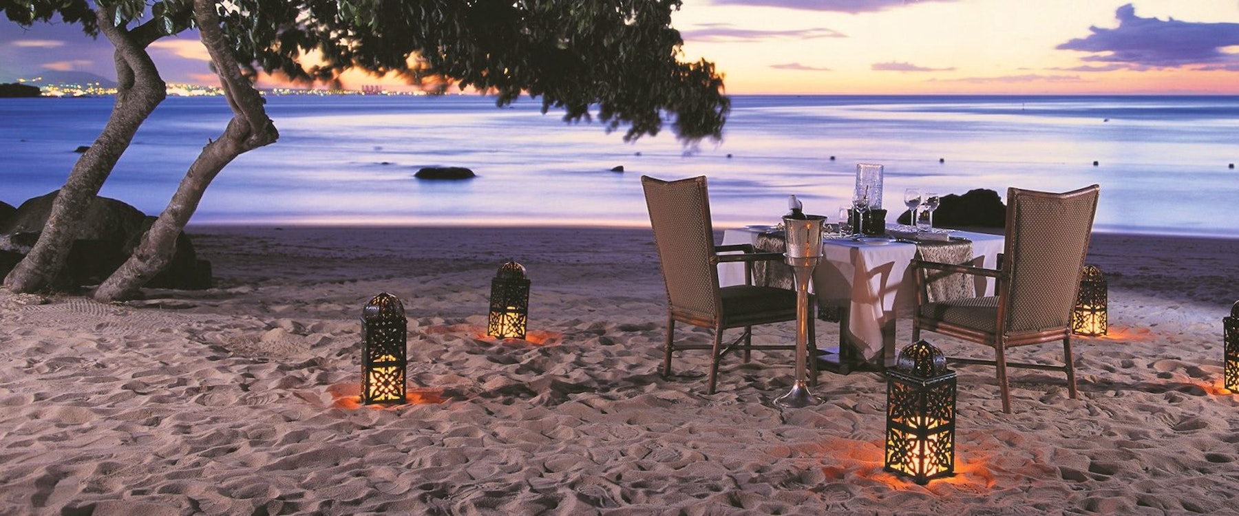 Beach Dining at The Oberoi Mauritius 
