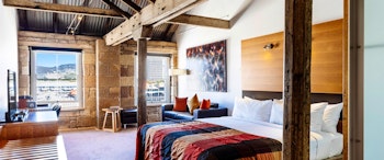 Henry Jones Art Hotel image 3