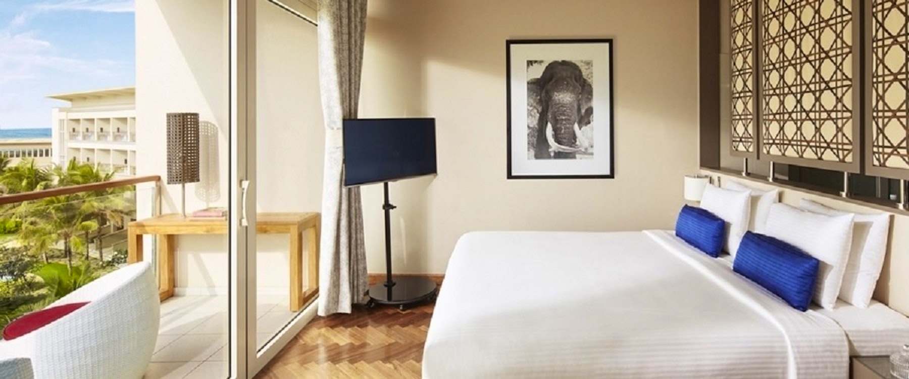 premium bedroom at Heritance Negombo