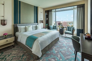 Horizon Club Lake View King & Twin 