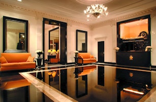 The Carlyle, A Rosewood Hotel image 3