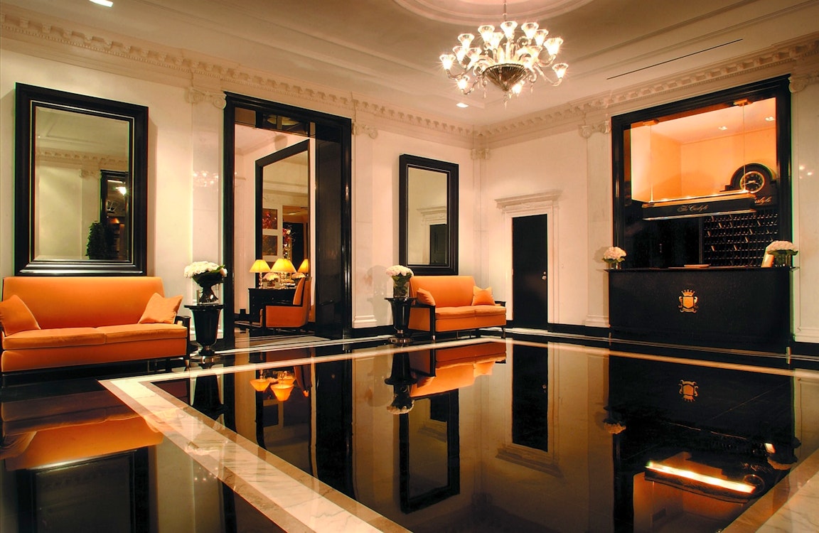 lobby at the carlyle a rosewood hotel