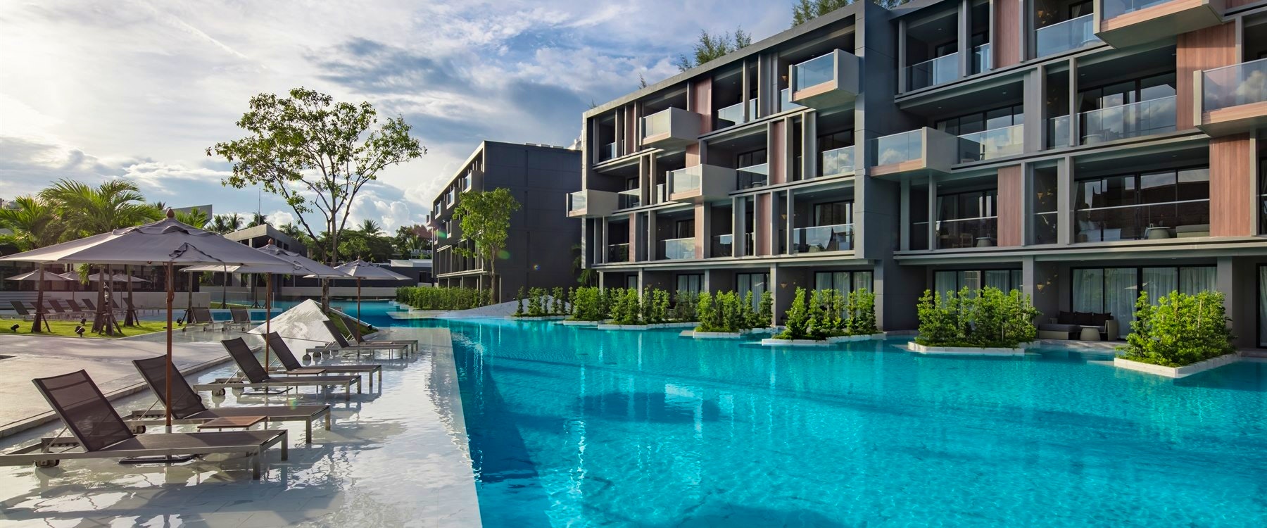 Swimming pool  at La Vela Khao Lak