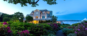 The Chanler at Cliff Walk image 1