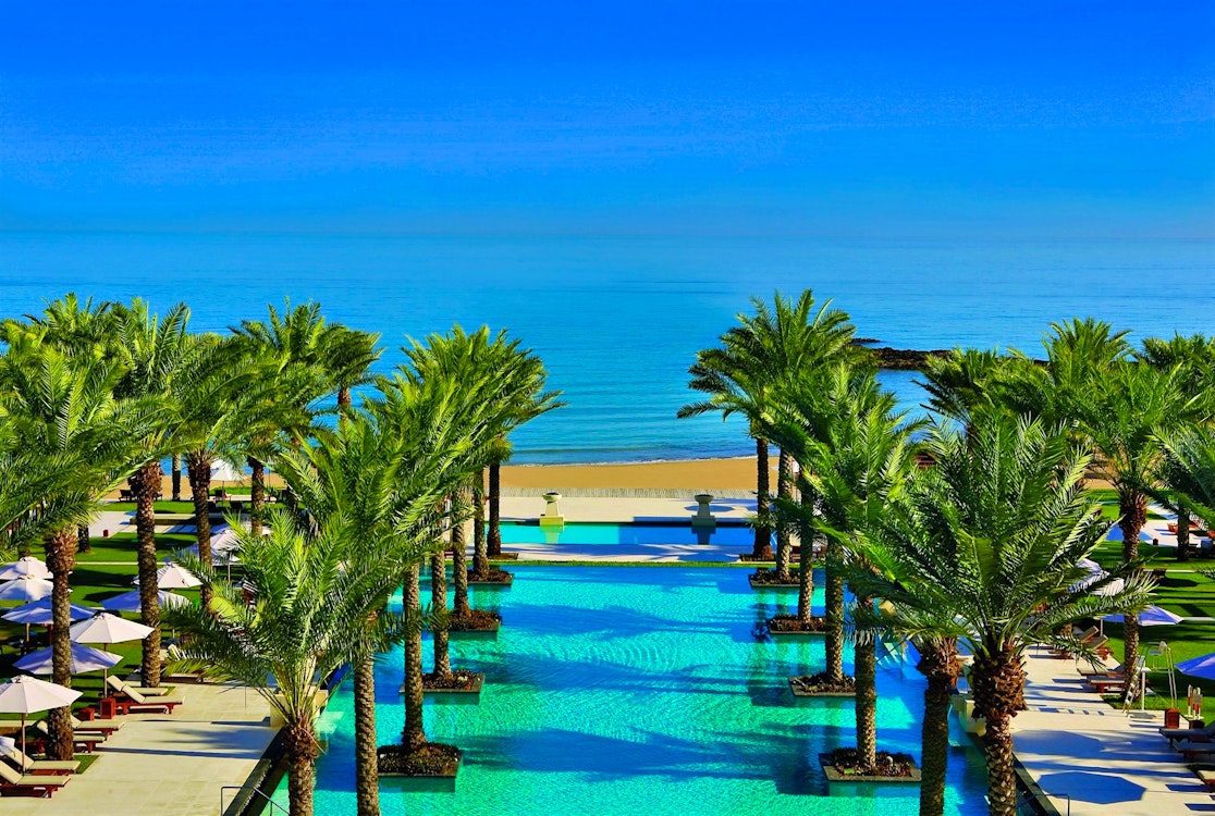 Infinity Pool, Al Bustan Palace, A Ritz-Carlton Hotel