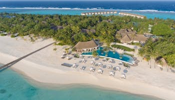 Swimming pool, Kanuhura, Maldives