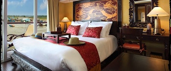 Jayavarman Cruise image 2