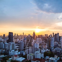 Cruise, Rail and Victoria Falls image 2