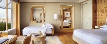 The Ritz-Carlton, Millenia Singapore image 2