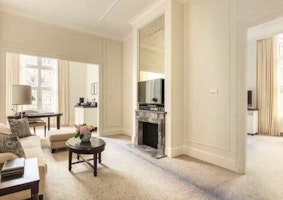 King One Bedroom Suite 