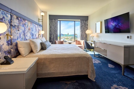 Universal Helios Grand Hotel, a Loews Hotel | Standard Room