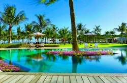 Lagoon Pool, Al Bustan Palace, A Ritz-Carlton Hotel