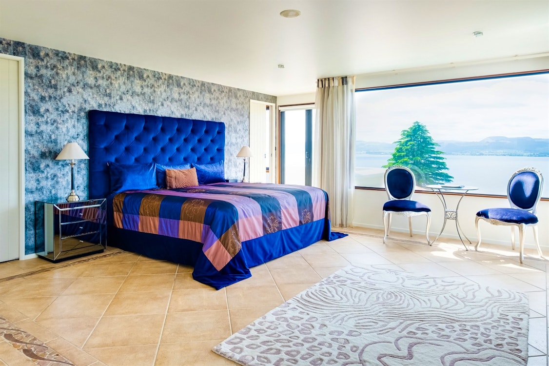 lake villa at on the point rotoura north island new zealand 