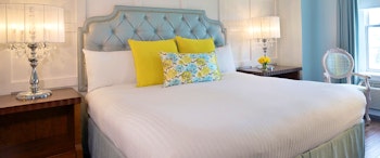 Queen’s Landing by Vintage Hotels image 2