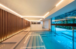 Le Massif Spa Pool