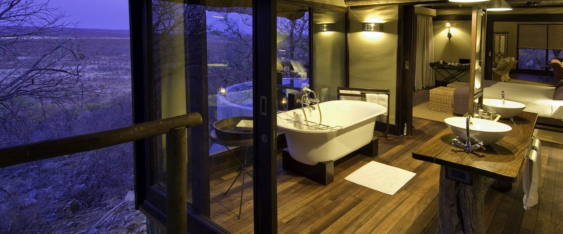 Bathroom at Little Ongava Lodge