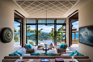 Five Bedroom Sea View Residence