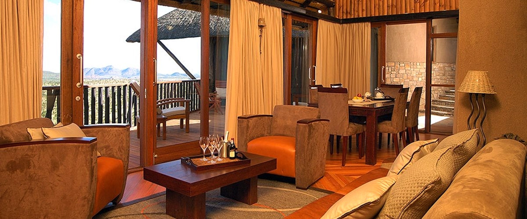 Lounge at GocheGanas