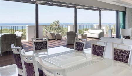 pine cliffs ocean suites