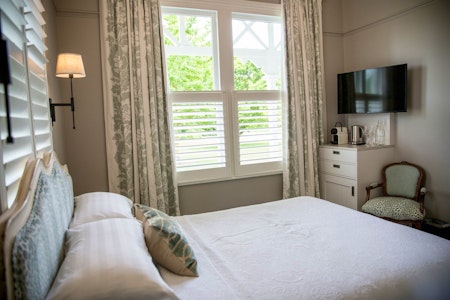 queen room
