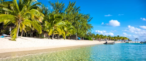 Indian Ocean Family Holidays image 3