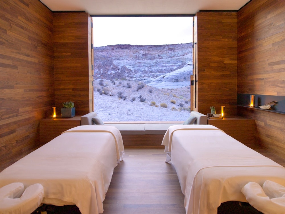 spa treatment room at amangiri canyon point 
