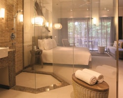 Restaurant at Constance Ephelia Resort, Seyhelles