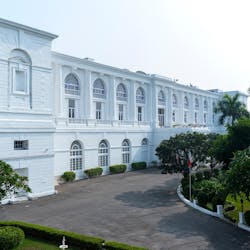facade of maidens hotel