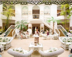 authors lounge at mandarin oriental bangkok