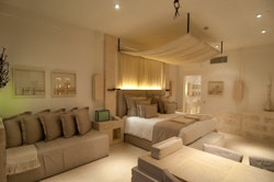 la corte splendida hotel-deluxe room la corte magnifica hotel-grand suite suite egnazia