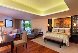 junior premier suite